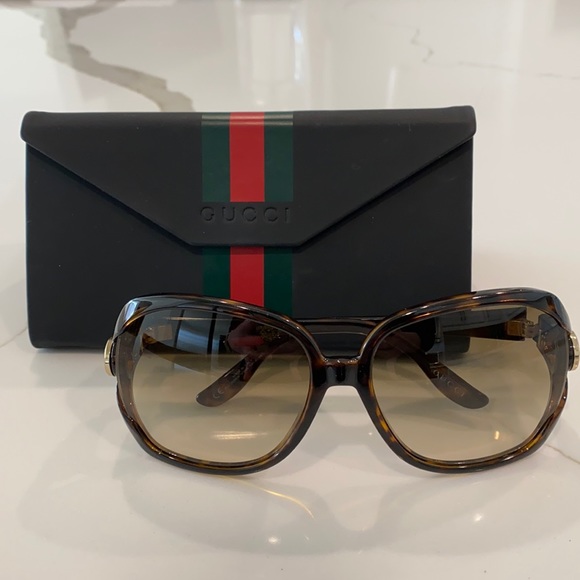 Gucci Accessories - 💯 Authentic Vintage Tortoise Gucci Sunglasses